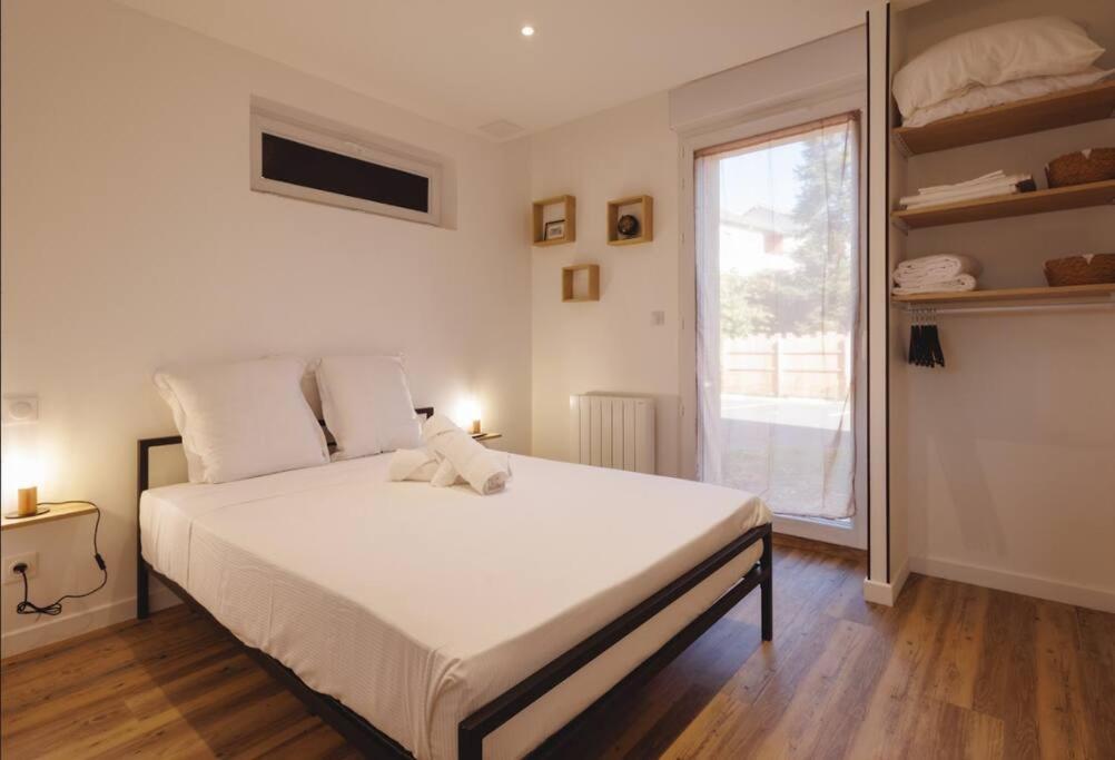 L'Aindus De Brou- Parking Prive- Rdc Apartment Bourg-en-Bresse Exterior photo